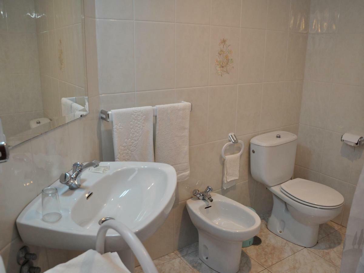 Hostal Mourelos オ・グローベ 部屋 写真